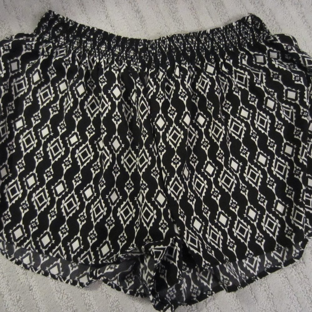 About a Girl Los Angeles Shorts